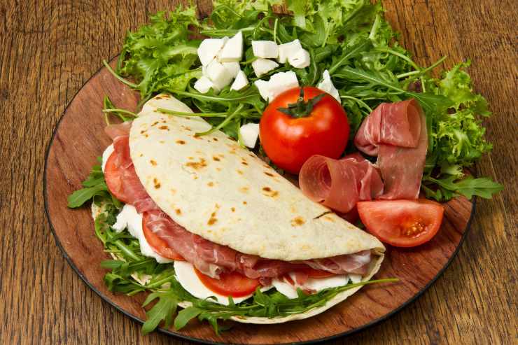 Piadina con pomodori